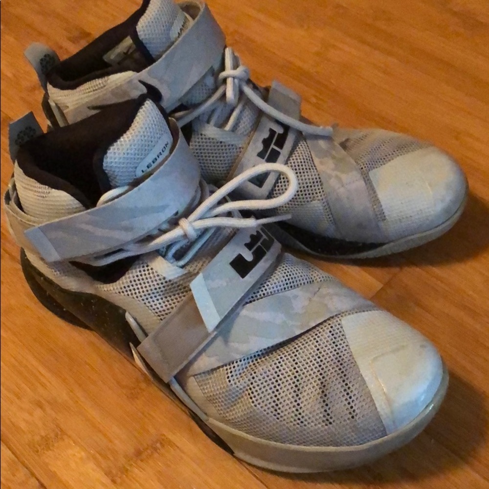 Nike Lebron Soldier Men's